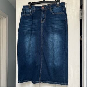 EC Bamboo Knee Length Soft material Faded Denim double pocket zip closure XLarge